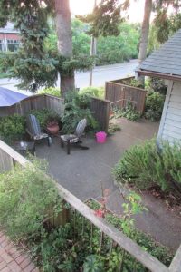 Front Patio & Sitting Area